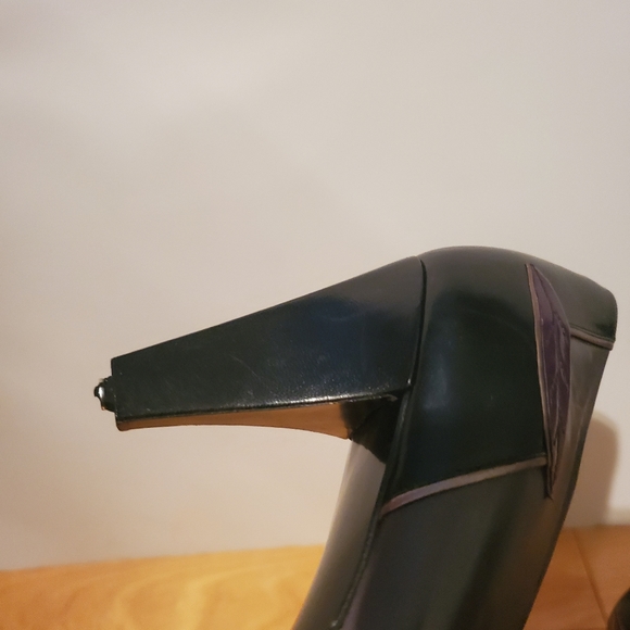 Vintage BALLY Heels - Picture 2 of 3